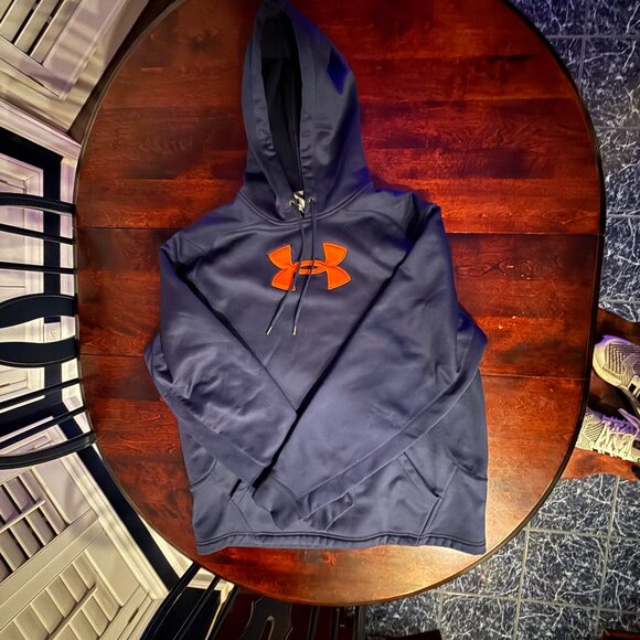 NEW UNDER ARMOUR SWEATSHIRT - Picture 2 of 7